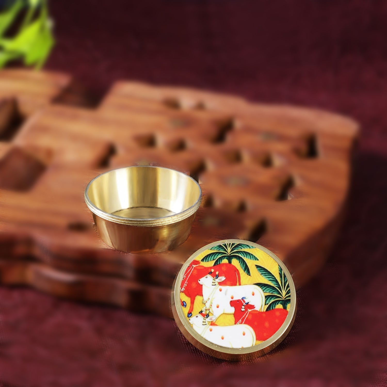 Sri Rudra Cow Karanda (SR 03151)