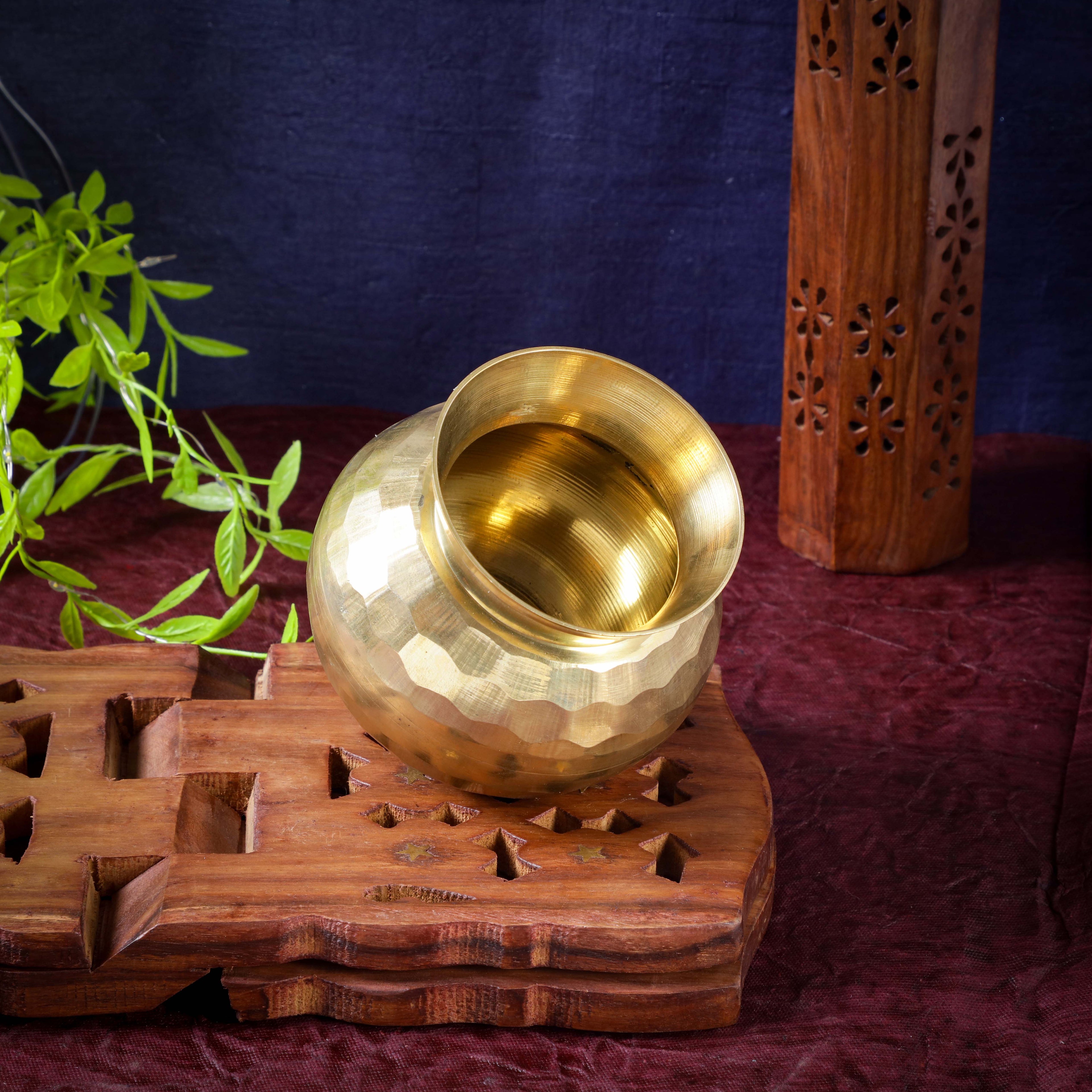 Sri Rudra Aachmani (SR 03124)